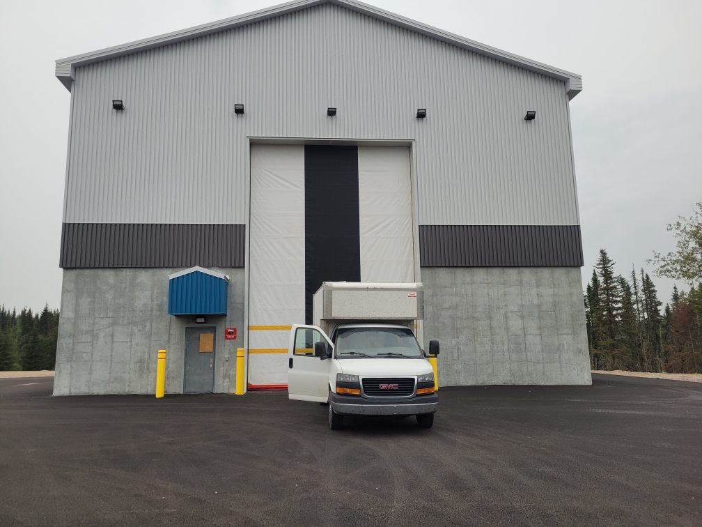 Installation en cours — Lac Ministuk, route 169